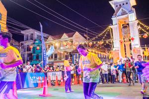 BIB: 1026, 400
                            <button type="button" onclick="openModal(21894364)" class="btn btn-primary btn-sm float-right btn-popup" data-toggle="modal" data-target=".modal-high-quality">
                        <i class="fas fa-shopping-cart"></i> Add to Cart
                    </button>
                                            <button type="button" onclick="isThisMe(21894364, true)" class="btn btn-success btn-sm float-right btn-popup btn-isme hidden" data-toggle="tooltip" data-placement="bottom" title="นี่คือรูปของคุณใช่ไหม คลิกที่นี่เพื่อเอาเข้าอัลบั้ม">
                        <i class="fas fa-plus"></i> Add to album
                    </button>
                    <button type="button" onclick="isThisMe(21894364, false)" class="btn btn-warning btn-sm float-right btn-popup btn-isnotme hidden">
                        <i class="fas fa-ban"></i> Remove from album
                    </button>